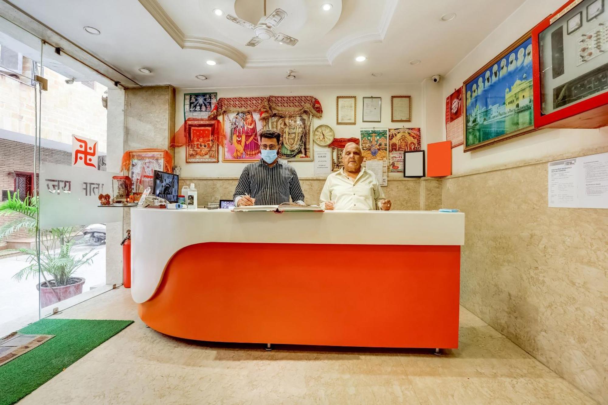 Hotel O Tushar Continental New Delhi Ngoại thất bức ảnh