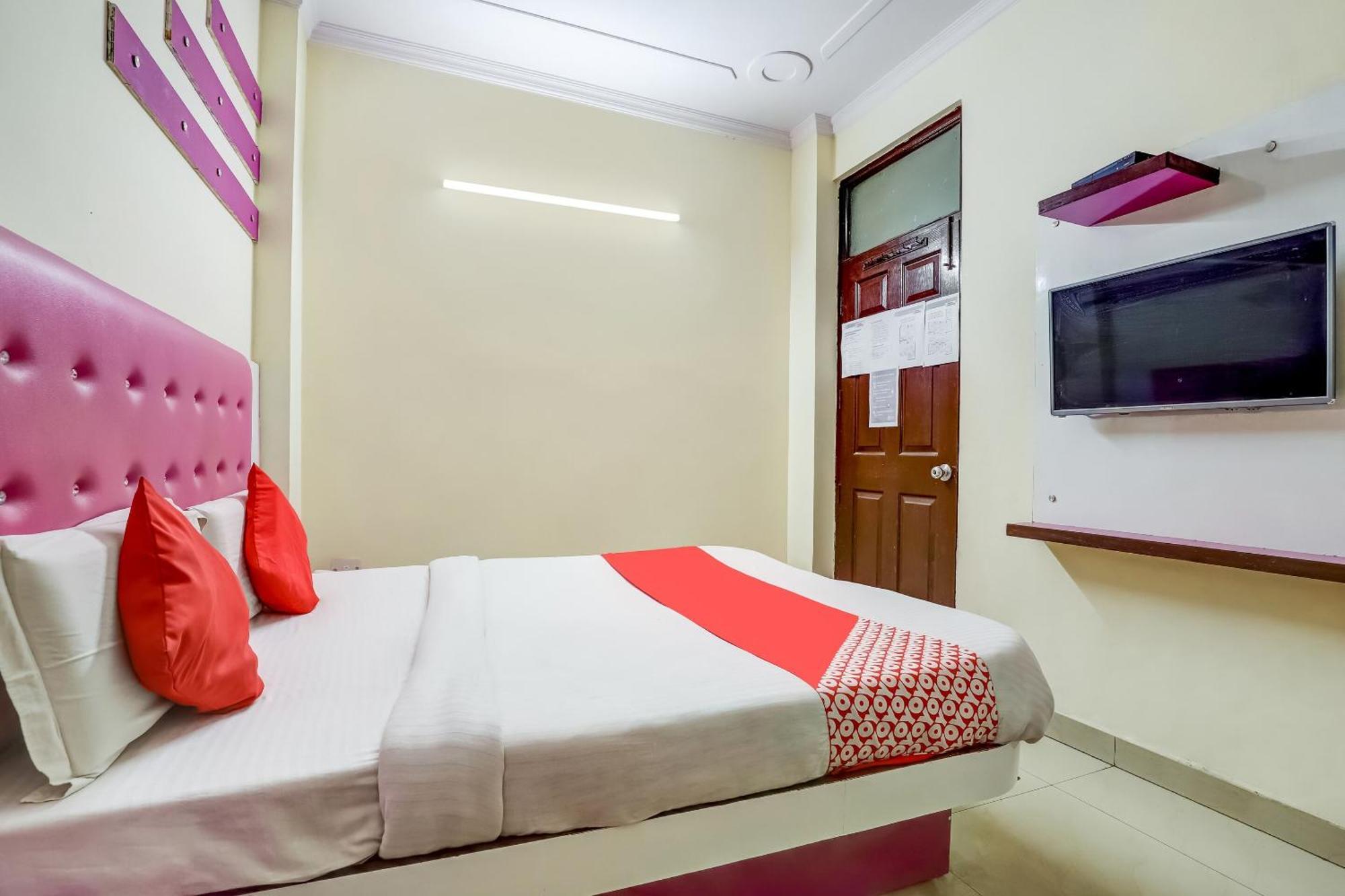 Hotel O Tushar Continental New Delhi Ngoại thất bức ảnh