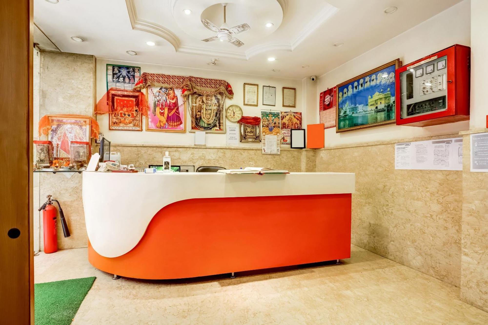 Hotel O Tushar Continental New Delhi Ngoại thất bức ảnh